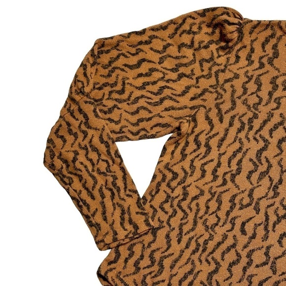 Anthropologie Puff Sleeve Abstract Animal Print Turtleneck Long Sleeve Top US XS - Picture 3 of 11